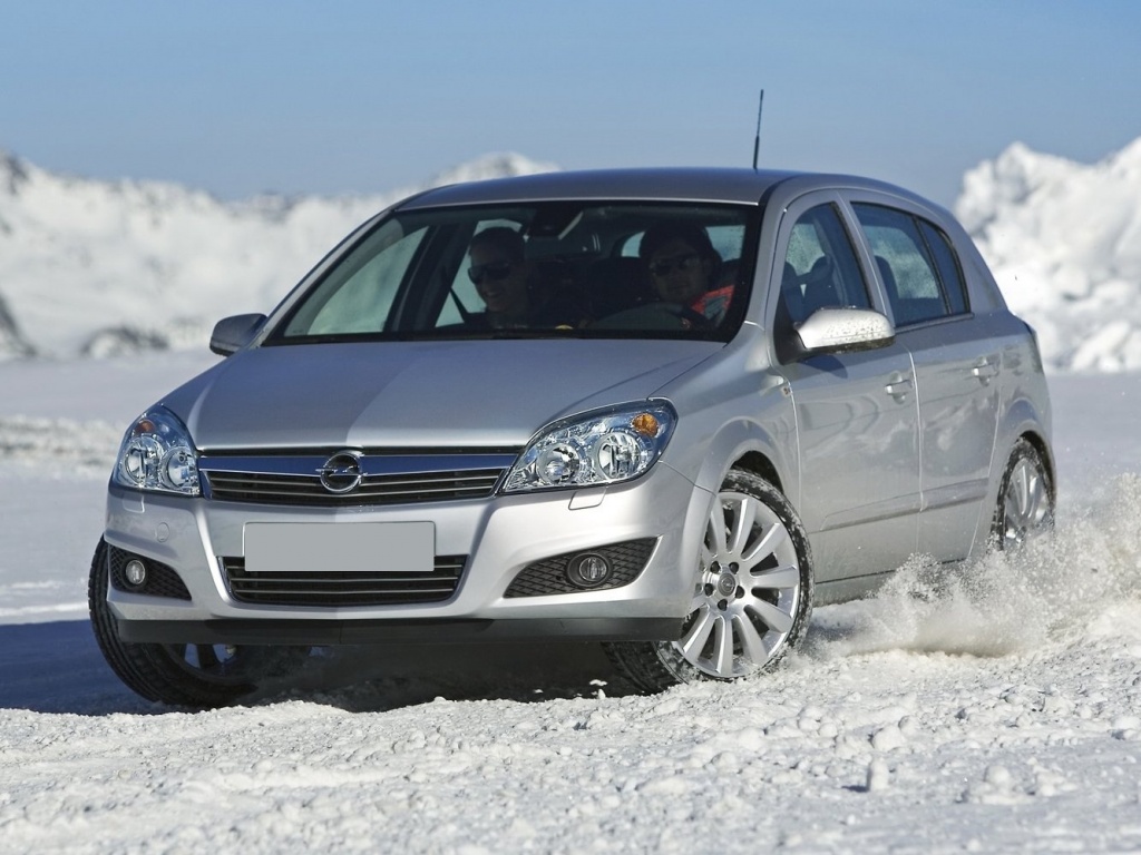 opel-astra-2006-2015-hetchbek-5-dv.jpg